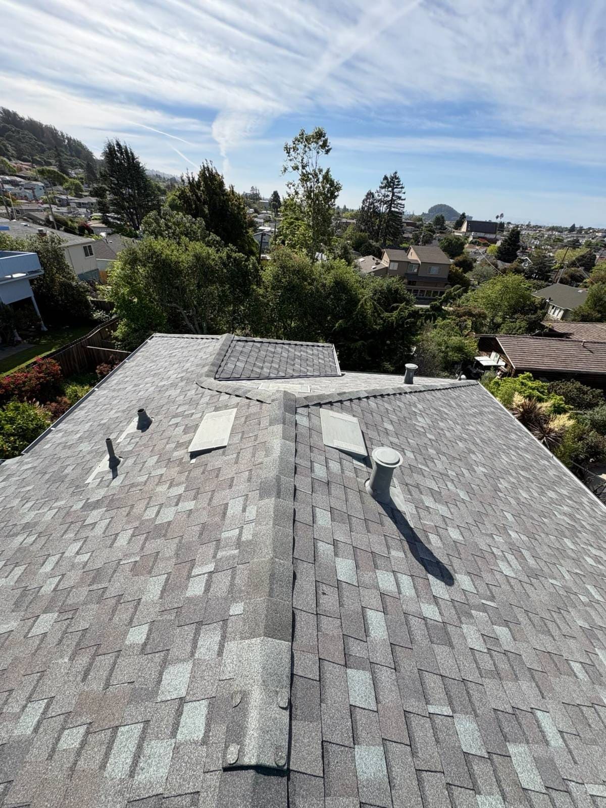 CertainTeed Landmark Pro Solaris in Max Def Georgetown — roof replacement, El Cerrito (photo 12)