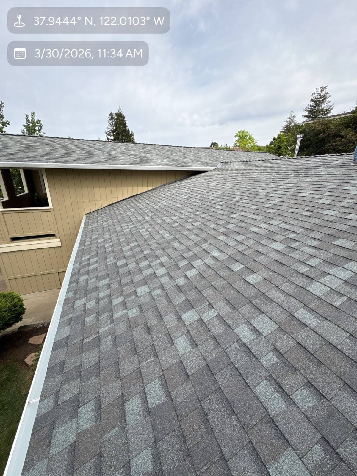 CertainTeed Landmark Solaris in Georgetown Gray — roof replacement, Concord (photo 8)