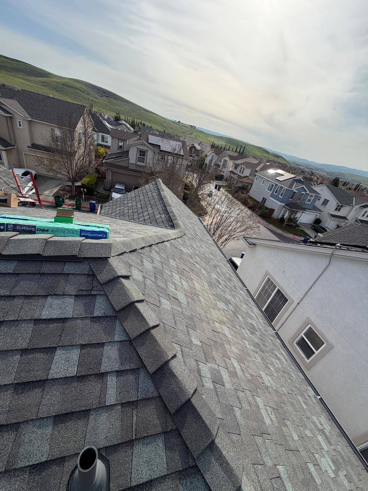 CertainTeed Landmark Pro Solaris in Max Def Georgetown Gray — roof replacement, San Ramon (photo 5)