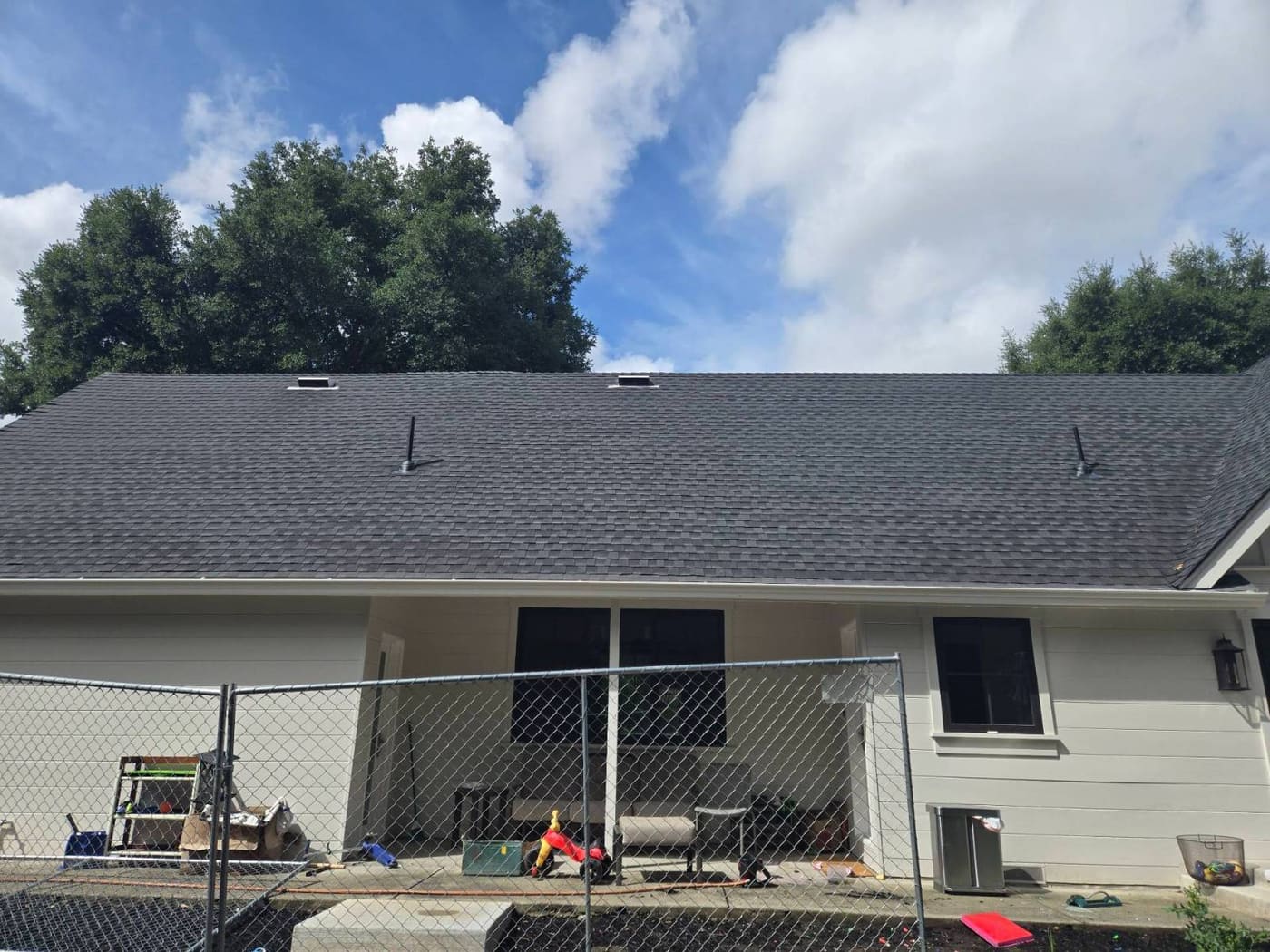 CertainTeed Presidential TL Solaris in Charcoal Black — roof replacement, Alamo (photo 5)