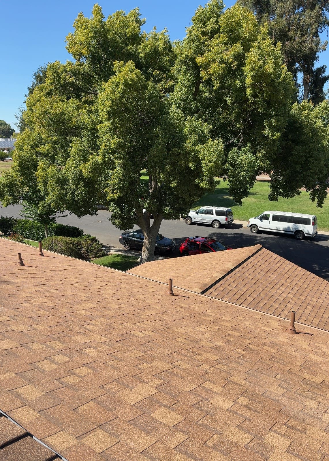 CertainTeed Landmark Solaris in Resawn Shake — roof replacement, Livermore (photo 4)