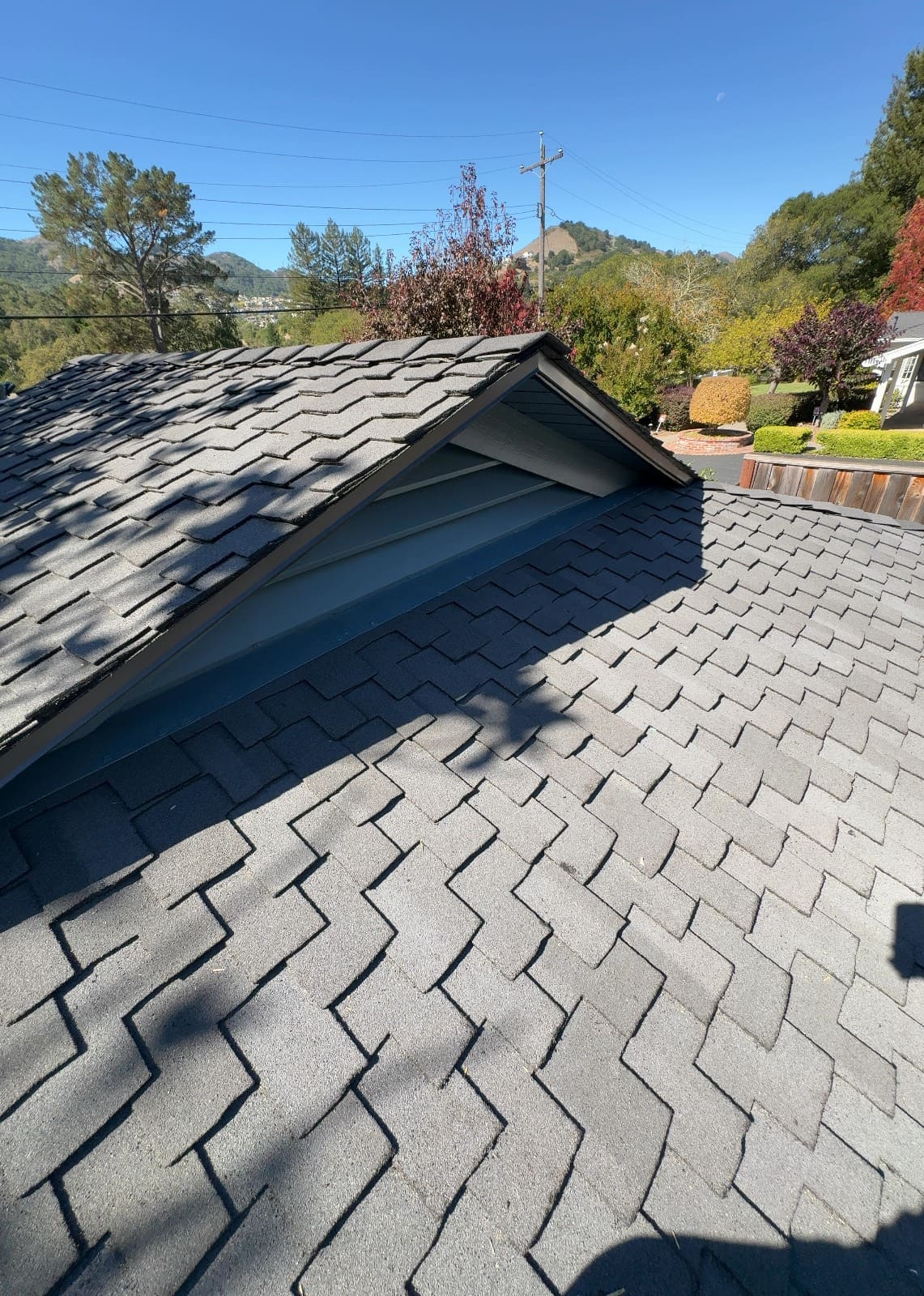 CertainTeed Presidential TL Solaris in Charcoal Black — roof replacement, Orinda (photo 7)