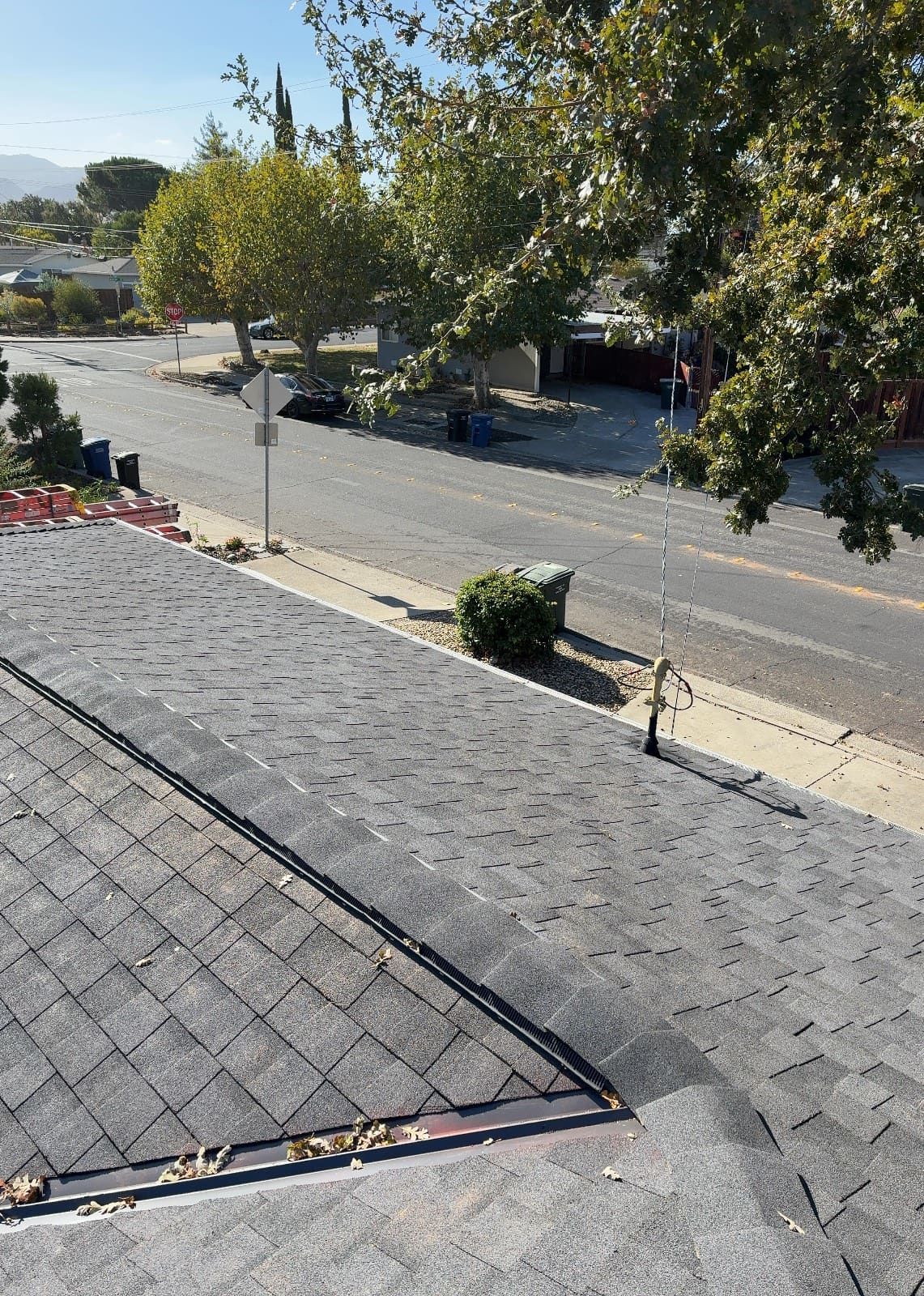 CertainTeed Landmark Pro Solaris in Max Def Moire Black — roof replacement, Concord (photo 2)