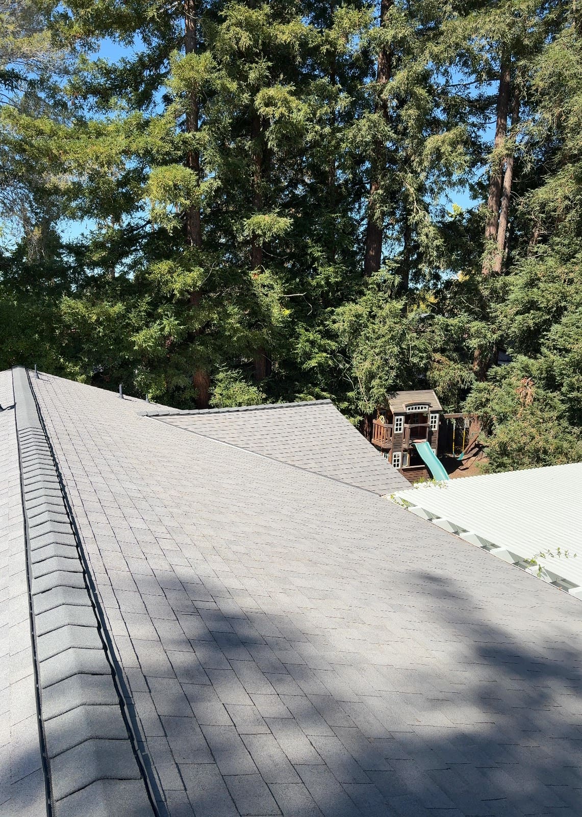 CertainTeed Landmark Solaris in Graphite Gray — roof replacement, Walnut Creek (photo 10)