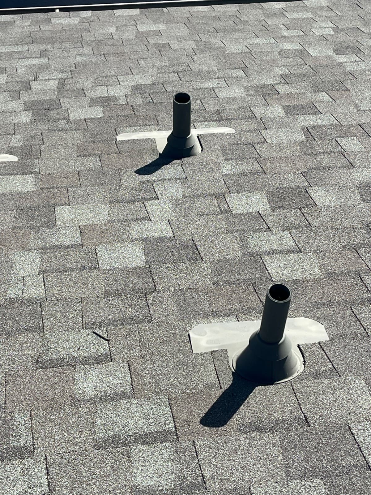 CertainTeed Landmark Solaris in Georgetown Gray — roof replacement, Suisun City (photo 7)