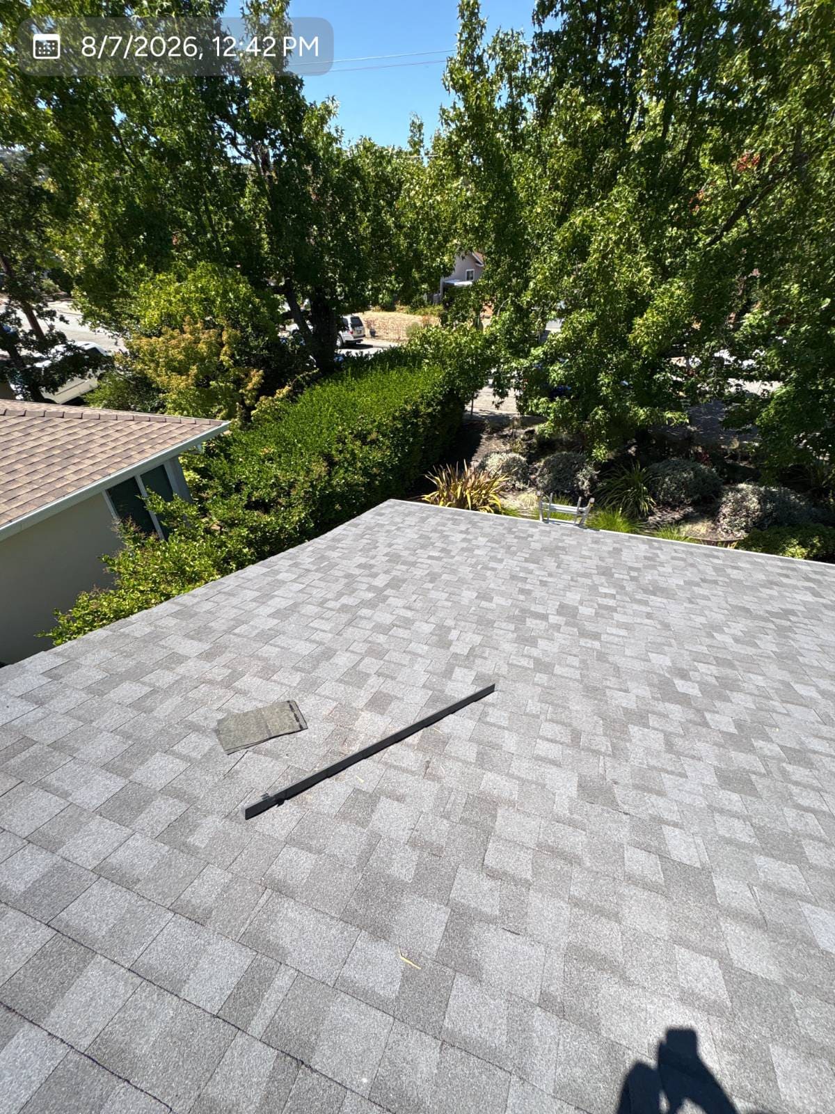 CertainTeed Landmark Solaris in Moire Black — roof replacement, San Rafael (photo 10)