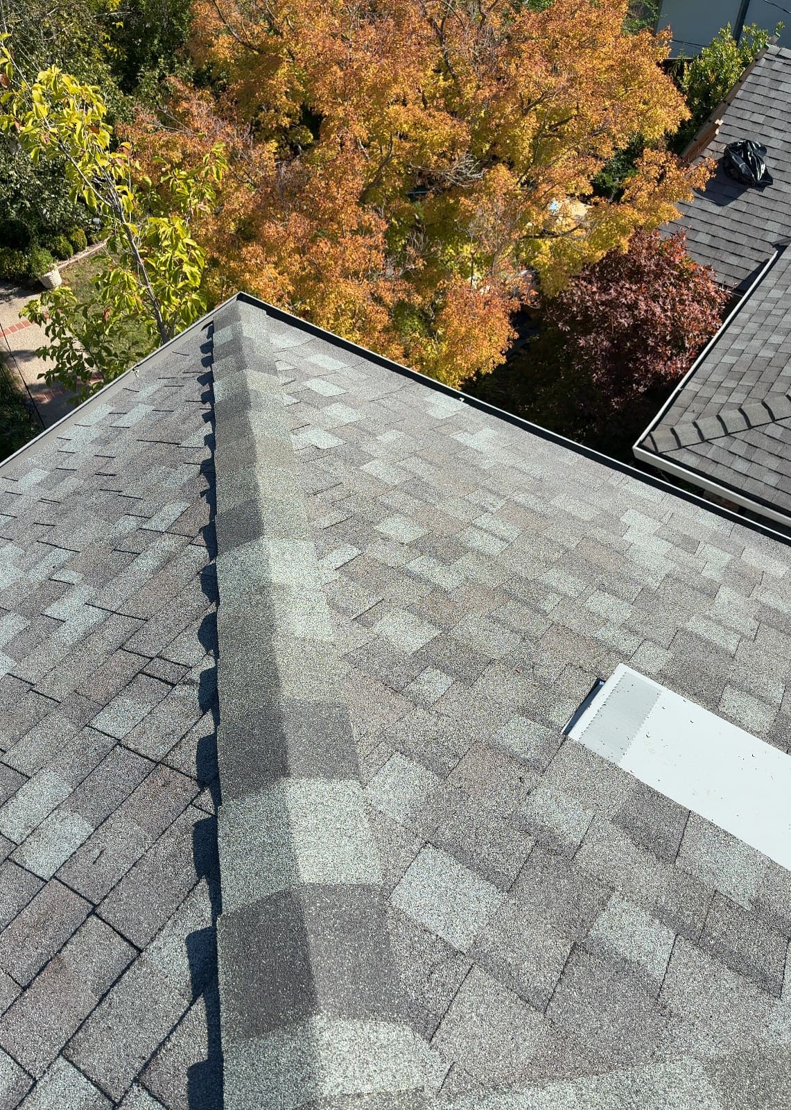 CertainTeed Landmark Solaris in Georgetown Gray — roof replacement, Walnut Creek (photo 9)